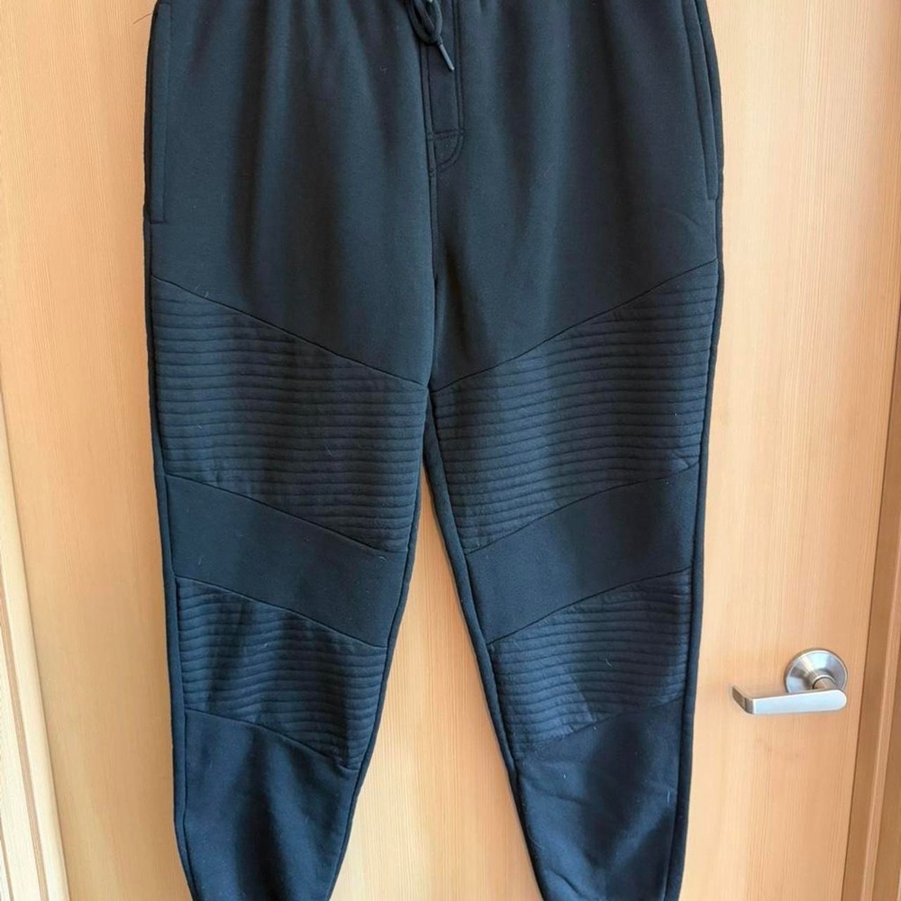 Men's Black Joggers-tracksuits Size XL